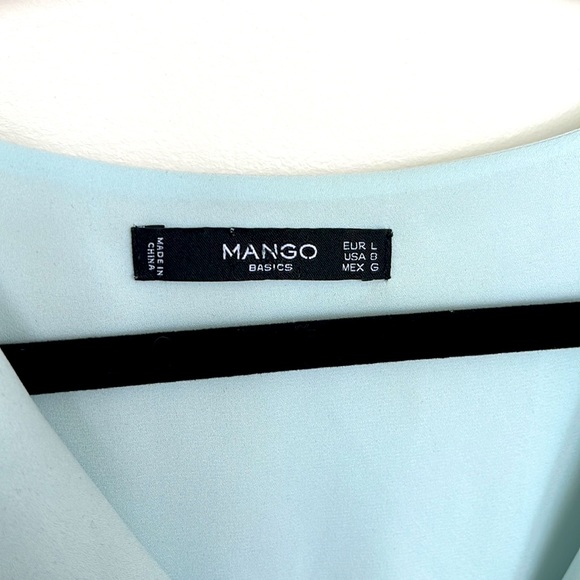 Pastel green blouse - worn occasionally- very neat! Stunning Color - Picture 2 of 3